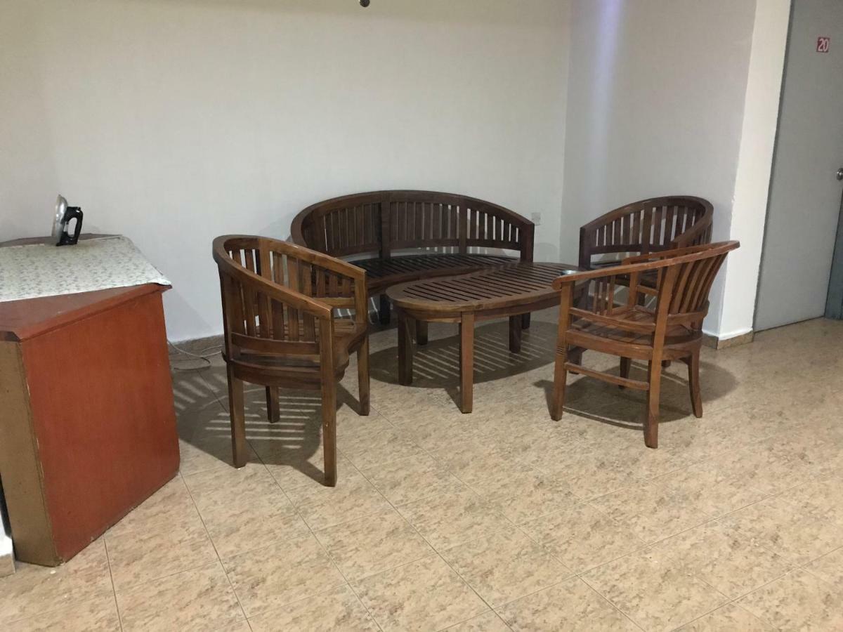 Hotel Cahaya Танджунг Малим Екстериор снимка