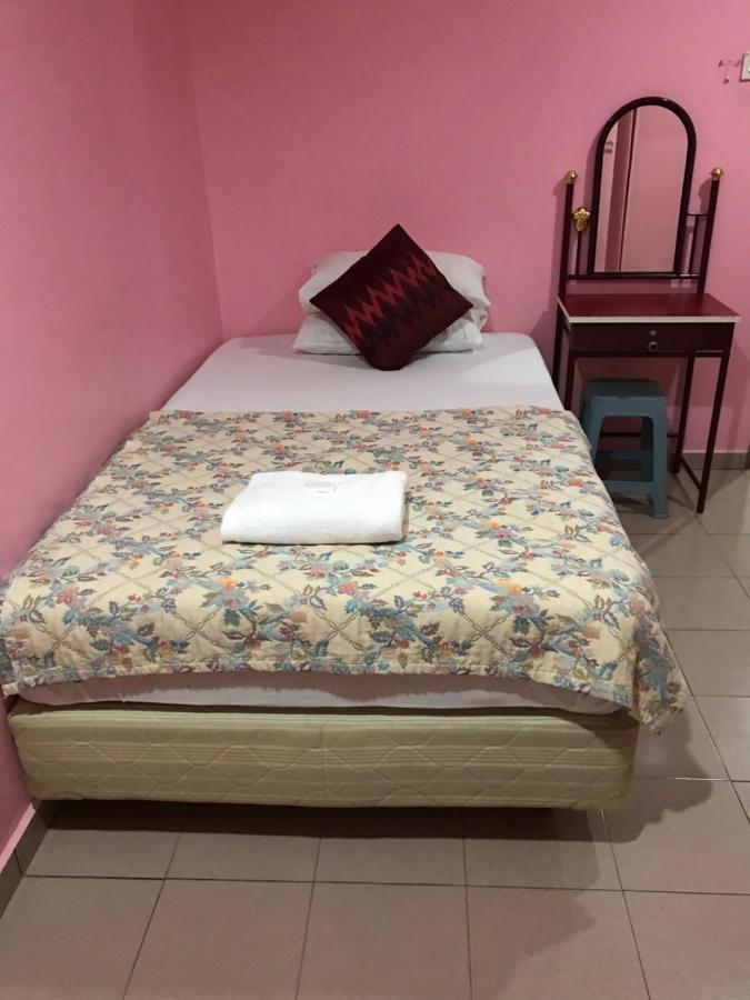Hotel Cahaya Танджунг Малим Екстериор снимка