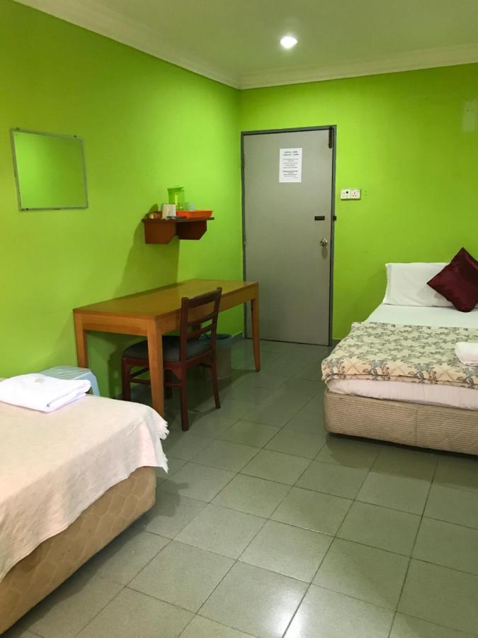 Hotel Cahaya Танджунг Малим Екстериор снимка