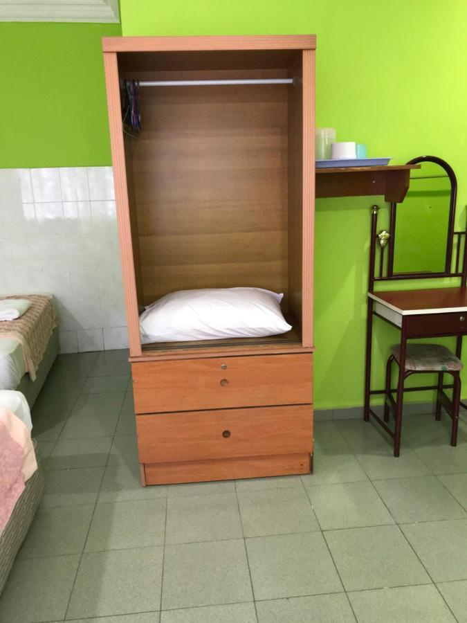 Hotel Cahaya Танджунг Малим Екстериор снимка