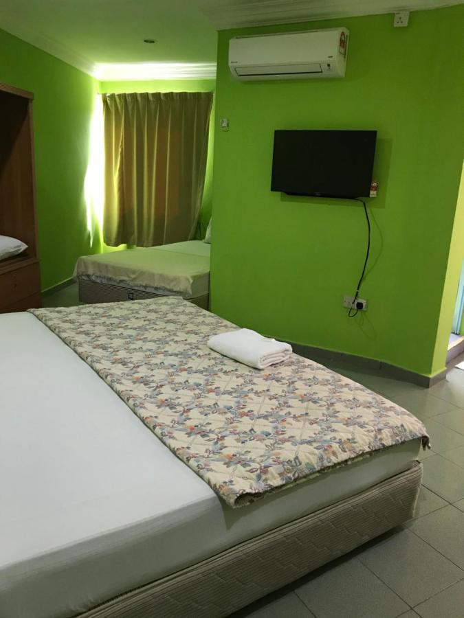 Hotel Cahaya Танджунг Малим Екстериор снимка