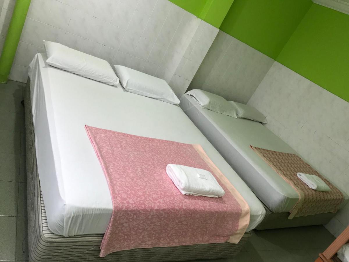 Hotel Cahaya Танджунг Малим Екстериор снимка